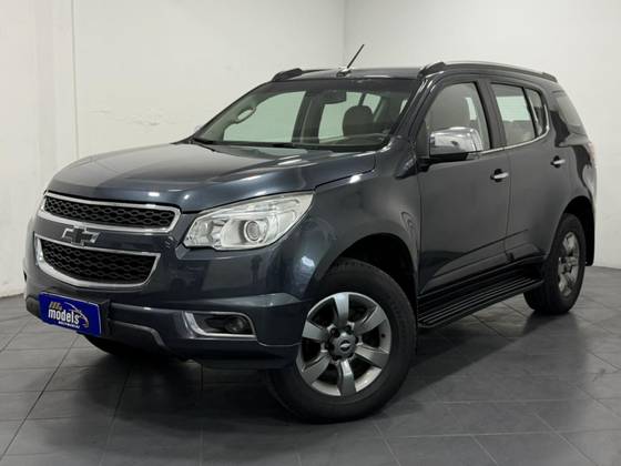 CHEVROLET TRAILBLAZER 2.8 LTZ 4X4 16V TURBO DIESEL 4P AUTOMÁTICO CHEVROLET TRAILBLAZER 2.8 LTZ 4X4 16V TURBO DIESEL 4P AUTOMÁTICO